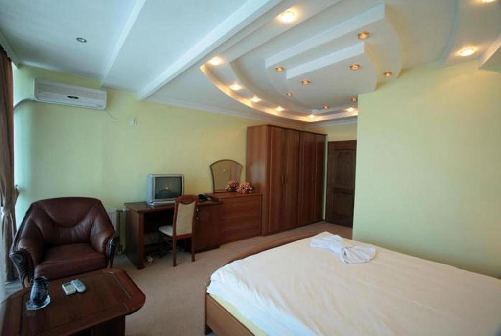 Hotel Real Prishtine Ruang foto